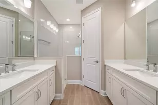 2373 Blue Mahoe Ln, Sarasota, FL 34240 - Photo 21