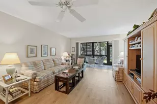 1638 Stickney Point Rd, Sarasota, FL 34231 - Photo 3