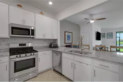 15227 Sunny Day Drive, Bradenton, FL 34211 - Photo 5
