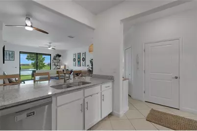 15227 Sunny Day Drive, Bradenton, FL 34211 - Photo 9