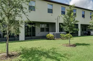 724 Royal Empress Dr, Ruskin, FL 33570 - Photo 33