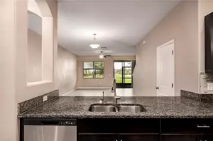 724 Royal Empress Dr, Ruskin, FL 33570 - Photo 7