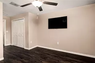 724 Royal Empress Dr, Ruskin, FL 33570 - Photo 19