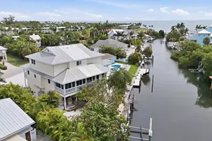505 59th St, Bradenton Beach, FL 34217 - Photo 3