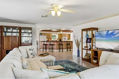 505 59th Street, Bradenton Beach, FL 34217 - Photo 5