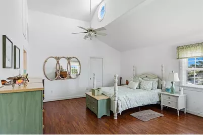 505 59th Street, Bradenton Beach, FL 34217 - Photo 33