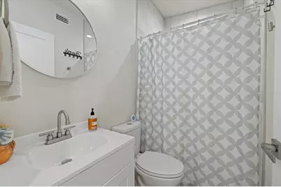 2069 Bougainvillea Street, Sarasota, FL 34239 - Photo 17