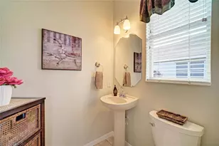 1401 Pinyon Pine Dr, Sarasota, FL 34240 - Photo 29
