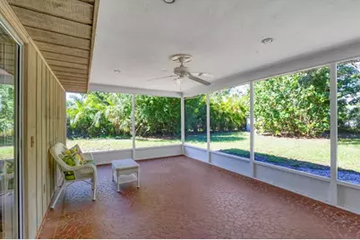 5201 Stevens Drive, Sarasota, FL 34234 - Photo 31