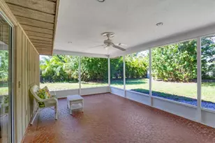 5201 Stevens Dr, Sarasota, FL 34234 - Photo 31