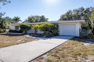 5201 Stevens Dr, Sarasota, FL 34234 - Photo 35