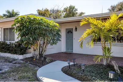 5201 Stevens Drive, Sarasota, FL 34234 - Photo 1