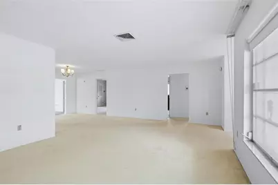 7005 Antigua Place, Sarasota, FL 34231 - Photo 9