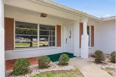 7005 Antigua Place, Sarasota, FL 34231 - Photo 3