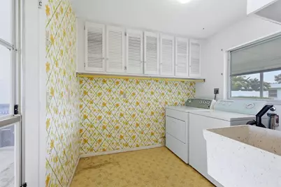 7005 Antigua Place, Sarasota, FL 34231 - Photo 25