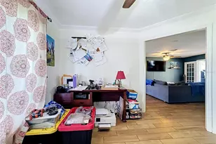 1953 Rolling Green Cir, Sarasota, FL 34240 - Photo 25