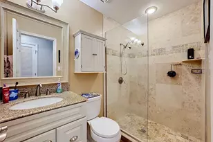1953 Rolling Green Cir, Sarasota, FL 34240 - Photo 29