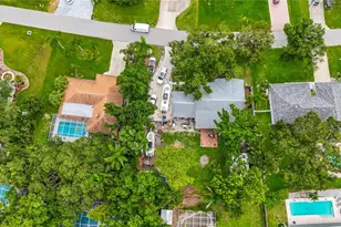 1953 Rolling Green Cir, Sarasota, FL 34240 - Photo 55