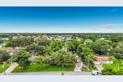 1953 Rolling Green Circle, Sarasota, FL 34240 - Photo 9