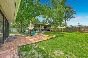 1953 Rolling Green Cir, Sarasota, FL 34240 - Photo 45