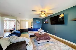 1953 Rolling Green Cir, Sarasota, FL 34240 - Photo 23