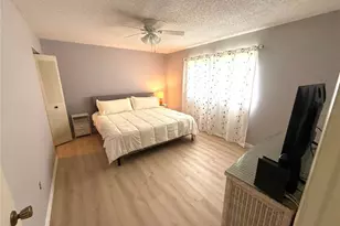 390 301 Blvd W, Bradenton, FL 34205 - Photo 9