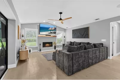 13622 11th Terrace E, Bradenton, FL 34212 - Photo 9