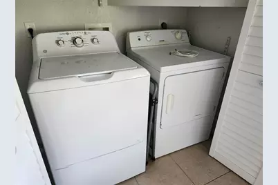 2808 60th Avenue W #302, Bradenton, FL 34207 - Photo 9
