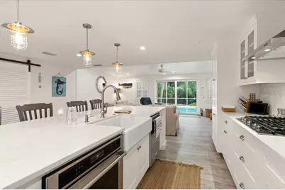 5125 Sandy Beach Avenue, Sarasota, FL 34242 - Photo 5