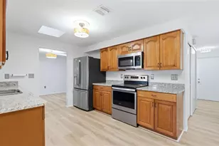 1329 Nantucket Rd, Venice, FL 34293 - Photo 13