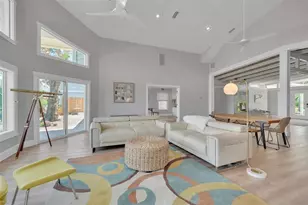 1275 Port Ln, Sarasota, FL 34242 - Photo 17