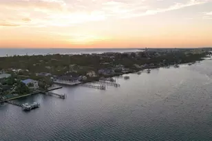 1275 Port Ln, Sarasota, FL 34242 - Photo 87
