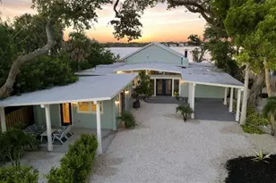 1275 Port Ln, Sarasota, FL 34242 - Photo 3