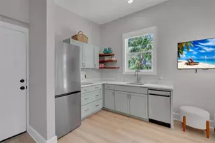 1275 Port Ln, Sarasota, FL 34242 - Photo 63
