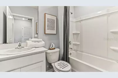 4001 Gold Dust Lane, Sarasota, FL 34243 - Photo 15
