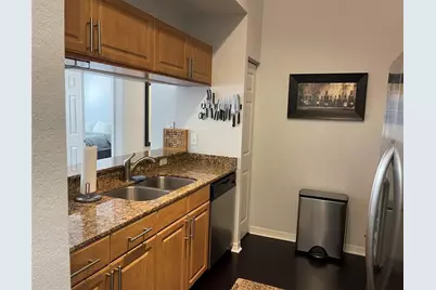 1064 N Tamiami Trail #1122, Sarasota, FL 34236 - Photo 9