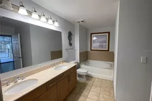 1064 N Tamiami Trl, Sarasota, FL 34236 - Photo 17
