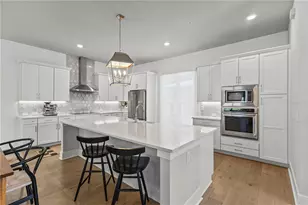 501 Lafayette Ct, Sarasota, FL 34236 - Photo 9