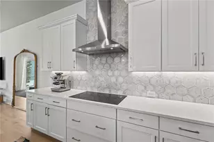 501 Lafayette Ct, Sarasota, FL 34236 - Photo 11