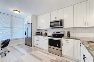 3750 Pinebrook Cir, Bradenton, FL 34209 - Photo 5