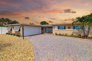 302 Bryn Mawr Island, Bradenton, FL 34207 - Photo 1