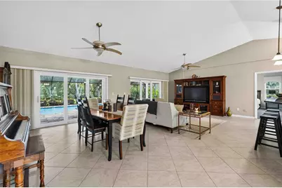 9703 65th Avenue E, Bradenton, FL 34202 - Photo 11