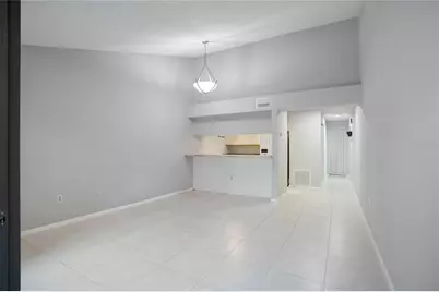 4717 Winslow Beacon #7, Sarasota, FL 34235 - Photo 13