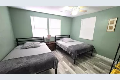 2031 4th Street, Sarasota, FL 34237 - Photo 9