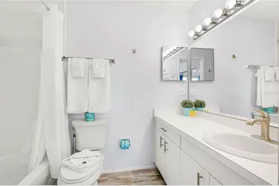 6250 Holmes Boulevard #24, Holmes Beach, FL 34217 - Photo 15