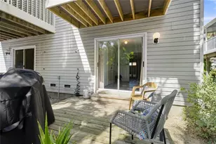 6250 Holmes Blvd, Holmes Beach, FL 34217 - Photo 23