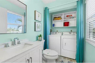 6250 Holmes Boulevard #24, Holmes Beach, FL 34217 - Photo 11