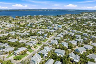 6250 Holmes Blvd, Holmes Beach, FL 34217 - Photo 33