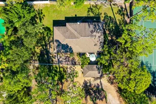 2301 Kalin Ln, Sarasota, FL 34231 - Photo 43