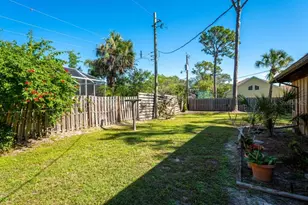 2301 Kalin Ln, Sarasota, FL 34231 - Photo 33